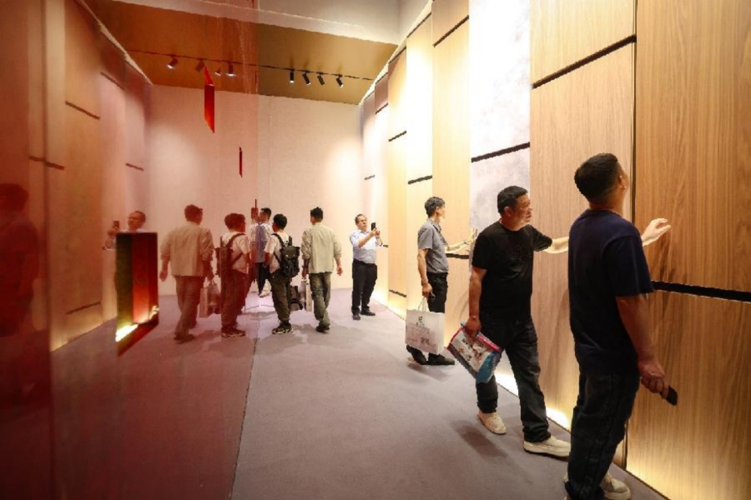 2026广州定制家居展-三棵树小森板参展纪要1454
