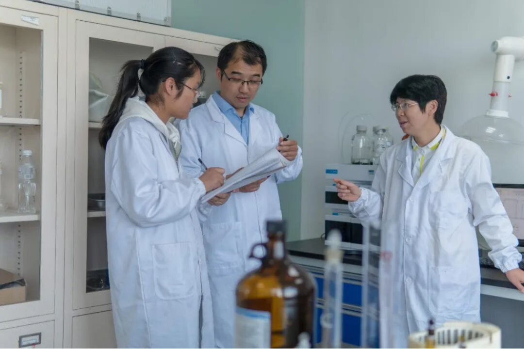 于海阔-江苏省劳动模范-表彰通报819