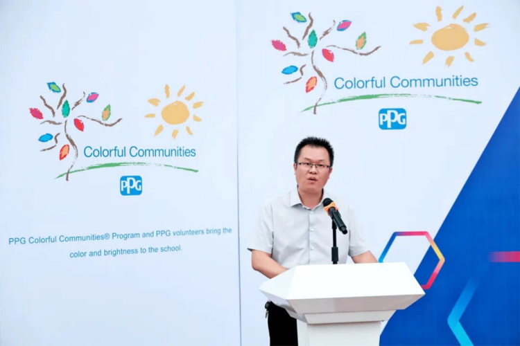PPG多彩社区项目走进护漕港中学340
